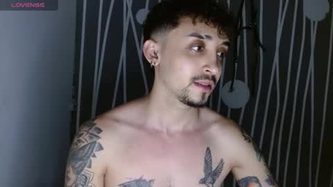 nathanray99 online show from January 17, 2025, 1:47 am