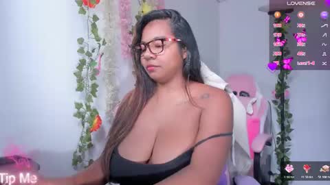 Naty online show from July 11, 2026, 3:37 pm