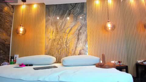 Snapshot of nathassa_grant chatting on February 25, 2025, 12:03 pm nathassa online show from February 25, 2025, 12:03 pm