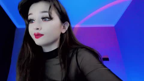 Snapshot of natsumi18 chatting on February 9, 2025, 7:49 am natsumi18 online show from February 9, 2025, 7:49 am