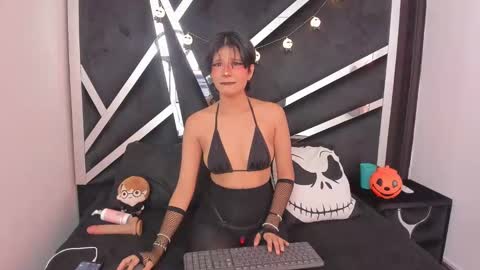 Snapshot of natsumiht chatting on October 20, 2025, 5:19 am natsumiht online show from October 20, 2025, 5:19 am