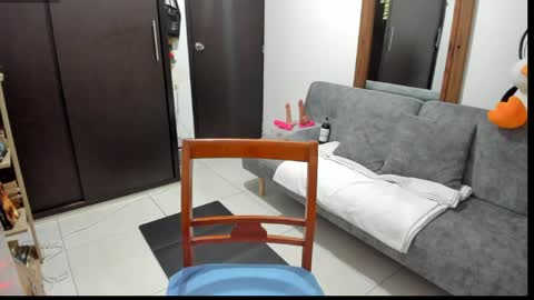 natt_op online show from May 19, 2026, 1:56 am