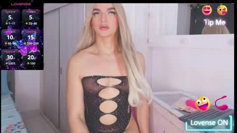nattasha_dior online show from March 25, 2026, 7:58 am