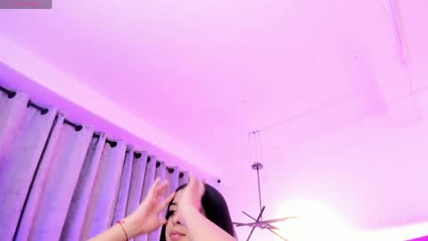 nattashaa online show from April 14, 2026, 11:38 am