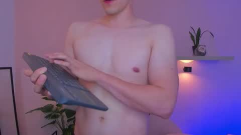 Nathaniel online show from March 26, 2026, 8:36 pm