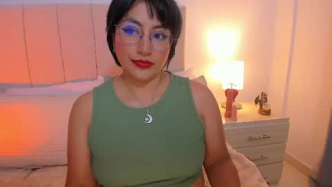 Nathalie online show from June 29, 2026, 9:04 pm