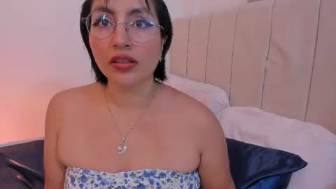 Nathalie online show from July 17, 2026, 8:14 pm