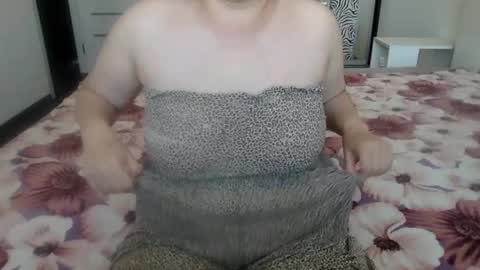 Snapshot of natural_beauty201 chatting on June 28, 2026, 10:32 am Penelopa369 online show from June 28, 2026, 10:32 am