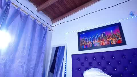 Snapshot of naturalboobs1 chatting on February 22, 2025, 9:23 am Annie online show from February 22, 2025, 9:23 am