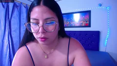 Snapshot of naturalboobs1 chatting on February 26, 2025, 6:15 am Annie online show from February 26, 2025, 6:15 am