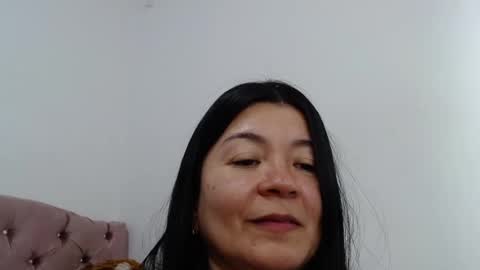 Snapshot of naturally_mature chatting on February 14, 2025, 3:54 am Sammy online show from February 14, 2025, 3:54 am