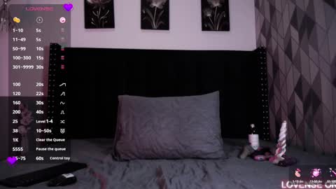 Gwen  online show from March 12, 2025, 4:56 pm