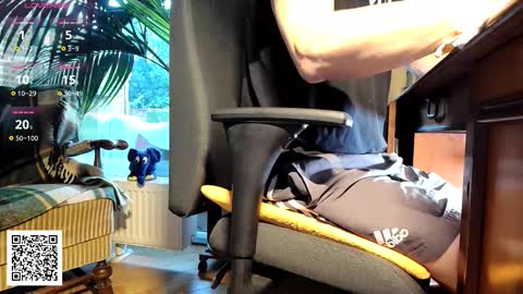 Snapshot of nature_x chatting on November 5, 2025, 3:34 pm Nature online show from November 5, 2025, 3:34 pm