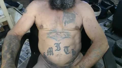 Snapshot of naturenaked chatting on November 23, 2025, 12:43 am NatureNaked online show from November 23, 2025, 12:43 am