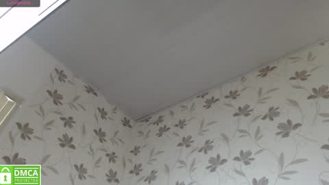 natuxxa online show from February 20, 2025, 8:06 am