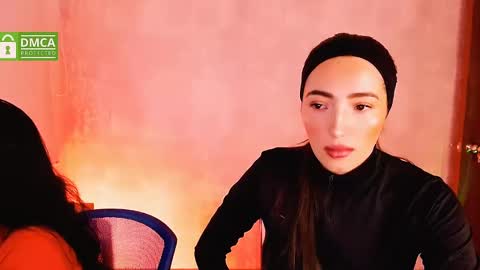 Snapshot of natval_ chatting on December 14, 2024, 11:18 am Natalia Valeria online show from December 14, 2024, 11:18 am