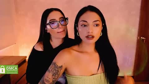 Snapshot of natval_ chatting on February 7, 2025, 1:22 pm Natalia Valeria online show from February 7, 2025, 1:22 pm