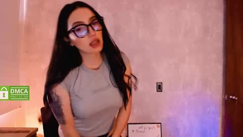 Snapshot of natval_ chatting on February 16, 2025, 2:21 pm Natalia Valeria online show from February 16, 2025, 2:21 pm