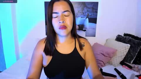 Natalia online show from February 10, 2025, 11:45 pm