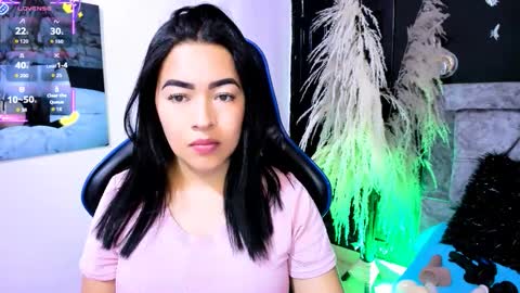 Natalia online show from November 28, 2025, 6:54 pm