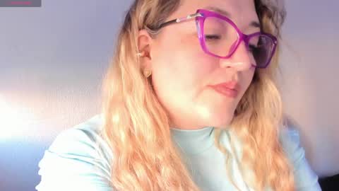Nataly online show from May 11, 2026, 5:54 pm