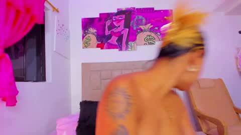 Snapshot of naty_coxx chatting on February 9, 2025, 10:43 pm NATY COXX online show from February 9, 2025, 10:43 pm