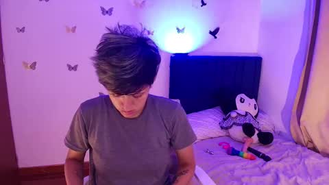 Fernanda online show from November 20, 2025, 8:03 am