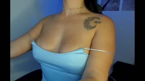 Snapshot of naty_nattty chatting on January 10, 2025, 6:42 am Natalia online show from January 10, 2025, 6:42 am