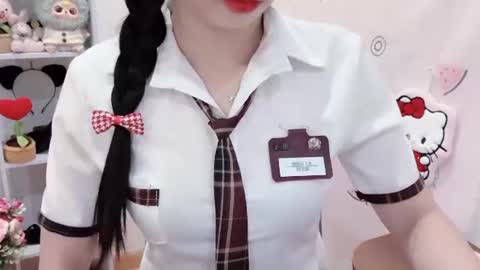 Kiki online show from July 17, 2026, 2:18 am