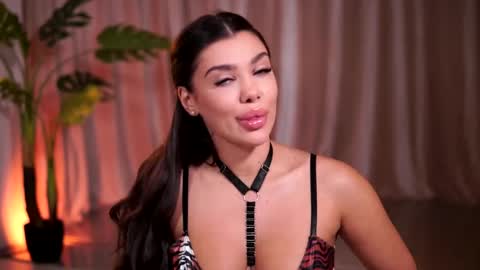 Snapshot of natydesiree chatting on April 30, 2026, 8:57 pm Naty online show from April 30, 2026, 8:57 pm