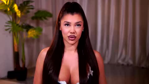 Snapshot of natydesiree chatting on May 29, 2026, 7:45 pm Naty online show from May 29, 2026, 7:45 pm