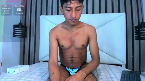 Snapshot of natzuki_ chatting on May 31, 2026, 4:03 pm natzuki_ online show from May 31, 2026, 4:03 pm