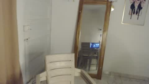 Snapshot of natzumi_mcqueen chatting on April 19, 2026, 9:17 pm Stella Mcqueen online show from April 19, 2026, 9:17 pm