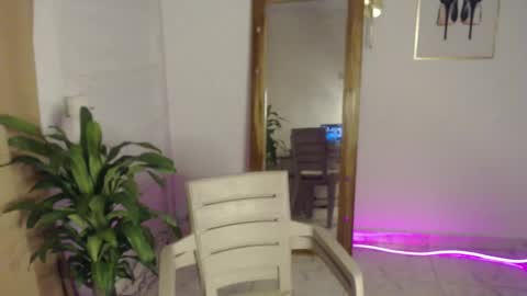 Snapshot of natzumi_mcqueen chatting on May 1, 2026, 9:30 pm Stella Mcqueen online show from May 1, 2026, 9:30 pm
