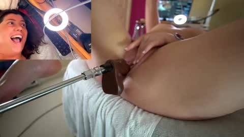 Snapshot of naughtiestgal chatting on February 14, 2025, 10:14 pm NaughtiestGal online show from February 14, 2025, 10:14 pm