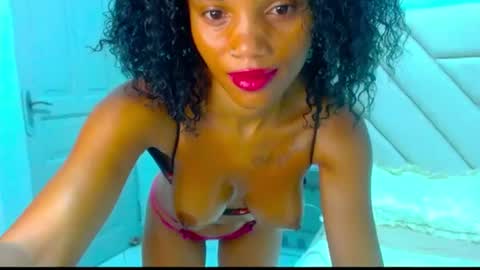 Snapshot of naughty253 chatting on July 21, 2026, 12:13 am naughtyxoxo online show from July 21, 2026, 12:13 am