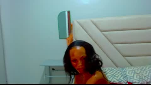 Snapshot of naughty253 chatting on August 5, 2026, 1:52 am naughtyxoxo online show from August 5, 2026, 1:52 am