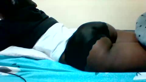 Snapshot of naughty_baddie5 chatting on May 15, 2026, 7:32 pm candy online show from May 15, 2026, 7:32 pm