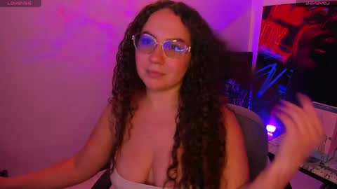 Snapshot of naughty_butt chatting on May 6, 2026, 3:13 am Megan online show from May 6, 2026, 3:13 am