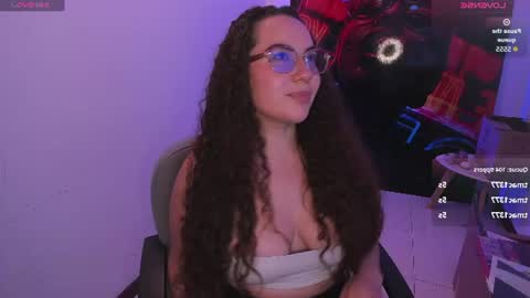 Snapshot of naughty_butt chatting on June 15, 2026, 3:53 am Megan online show from June 15, 2026, 3:53 am