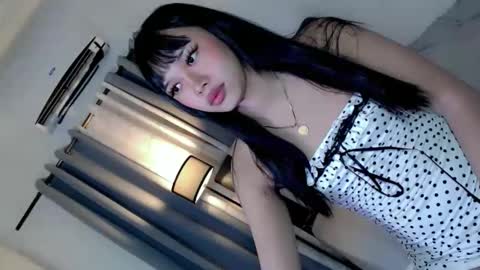 itsyourgirl kiara online show from June 11, 2026, 11:52 am
