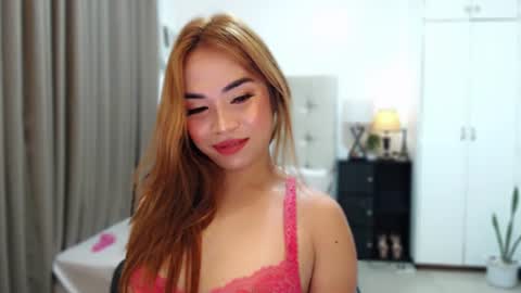 Queen Jess online show from June 22, 2026, 8:28 pm