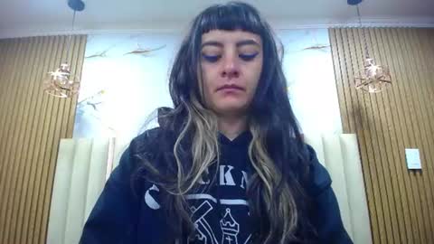 Kitten online show from June 29, 2026, 11:32 am