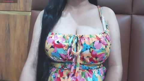Snapshot of naughty_love489696 chatting on August 4, 2026, 5:37 pm riya online show from August 4, 2026, 5:37 pm