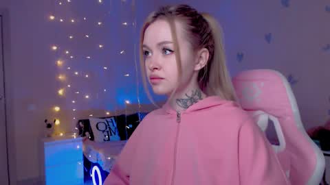 Mable online show from March 27, 2026, 1:44 am