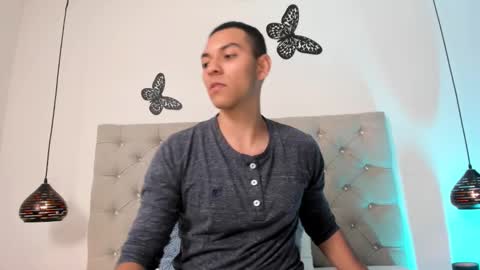 Snapshot of naughty_mike_01 chatting on January 5, 2025, 7:39 pm naughty_mike_01 online show from January 5, 2025, 7:39 pm