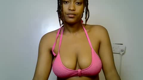 Snapshot of naughty_riri21 chatting on May 25, 2026, 4:40 am Riri online show from May 25, 2026, 4:40 am