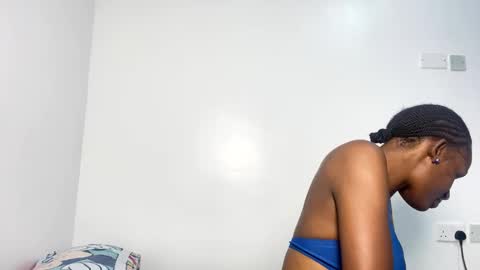 Naughty rueindependent model online show from May 26, 2026, 12:45 pm