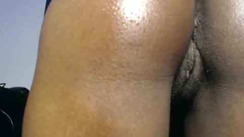 laura online show from October 21, 2025, 5:41 am