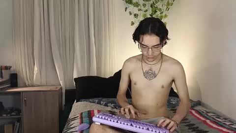 naughty_thompson1 online show from February 25, 2026, 2:21 am